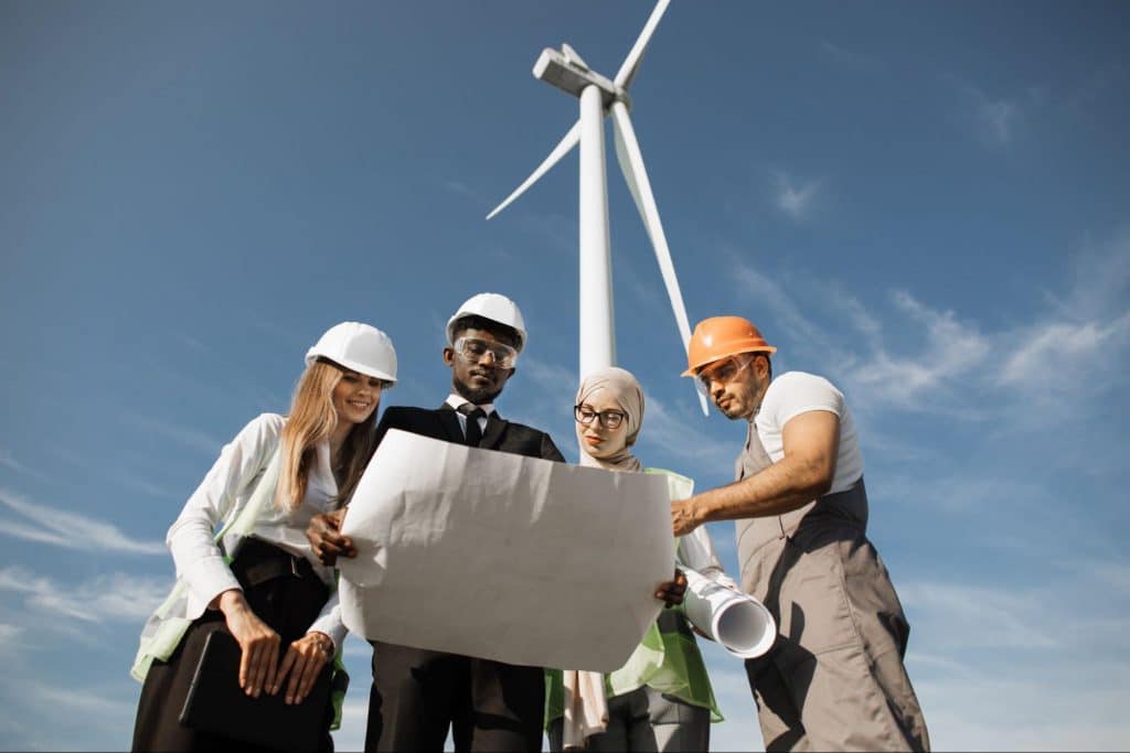 How to become a renewable energy consultant